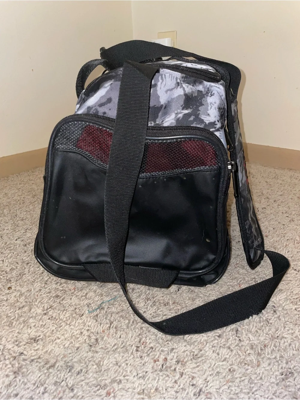 Under Armour Men’s Gray Camo Duffel Bag with Red Logo